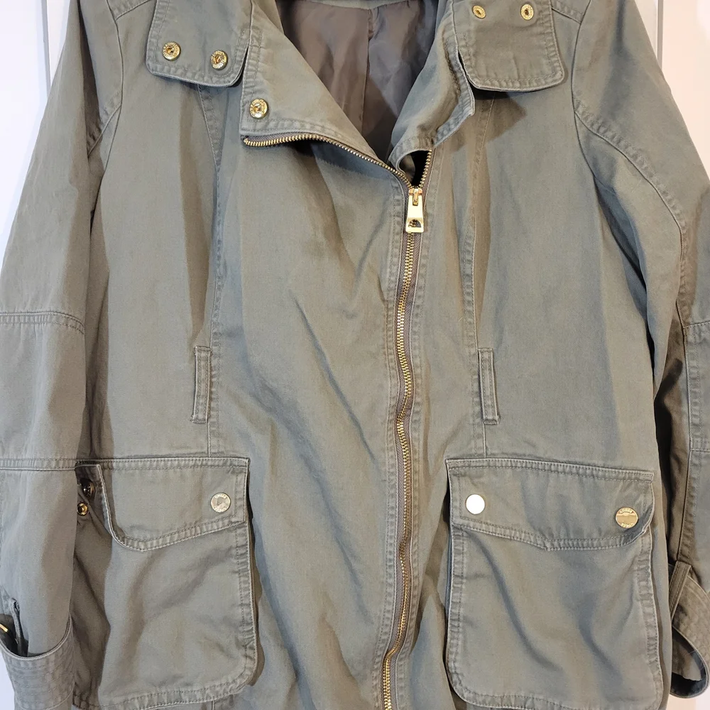 GUESS Women's Green Jacket